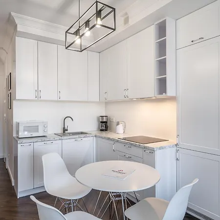 Rentplanet - Stare דירה