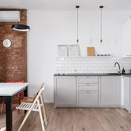 Rentplanet - Stare Apartment