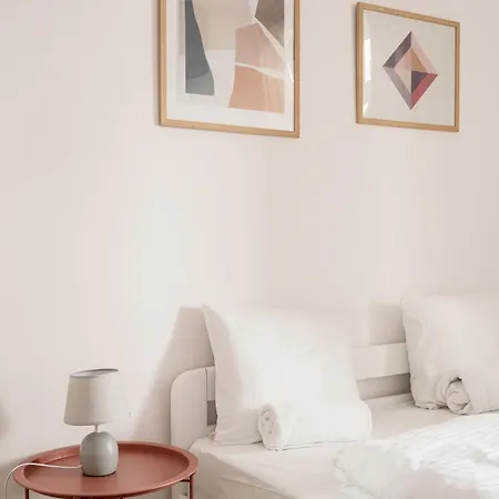 Apartment Rentplanet - Stare *