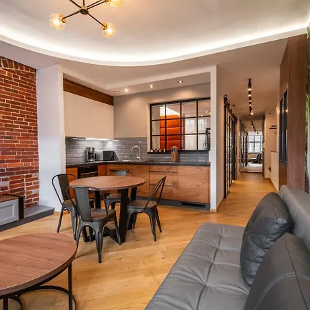 Rentplanet - Stare Apartamento *