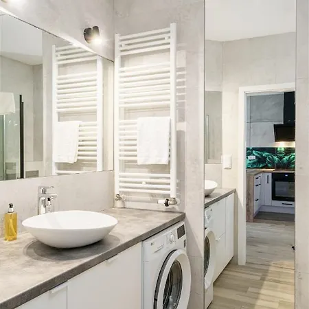 Rentplanet - Stare Apartamento