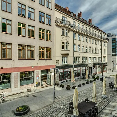 Rentplanet - Stare Apartament Wrocław