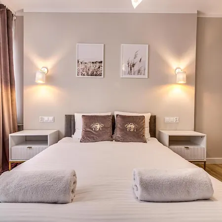 Rentplanet - Stare Apartament Wrocław