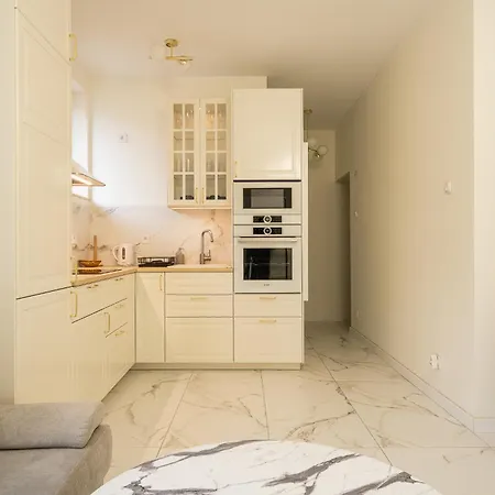 Rentplanet - Stare Apartament