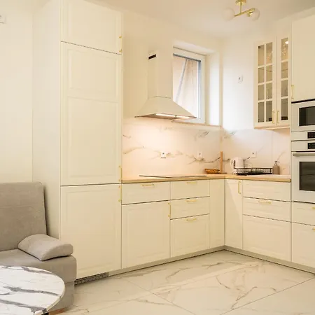 Rentplanet - Stare Apartament Wrocław