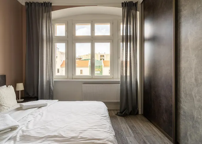 Rentplanet - Stare Apartment